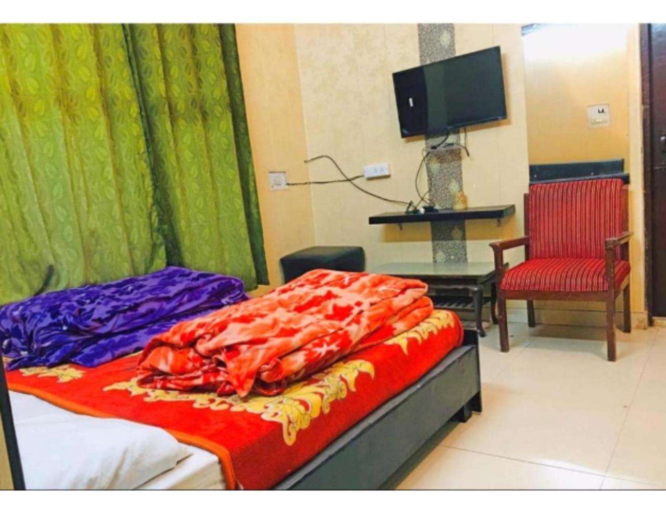 Hotel Anmol & Restaurant, Rudraprayag Luaran gambar