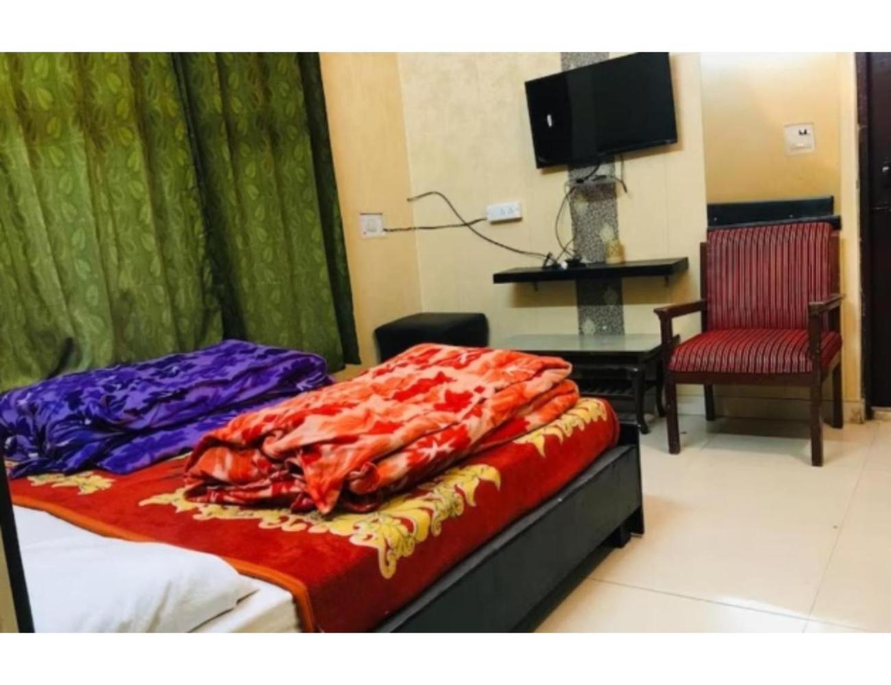 Hotel Anmol & Restaurant, Rudraprayag Luaran gambar